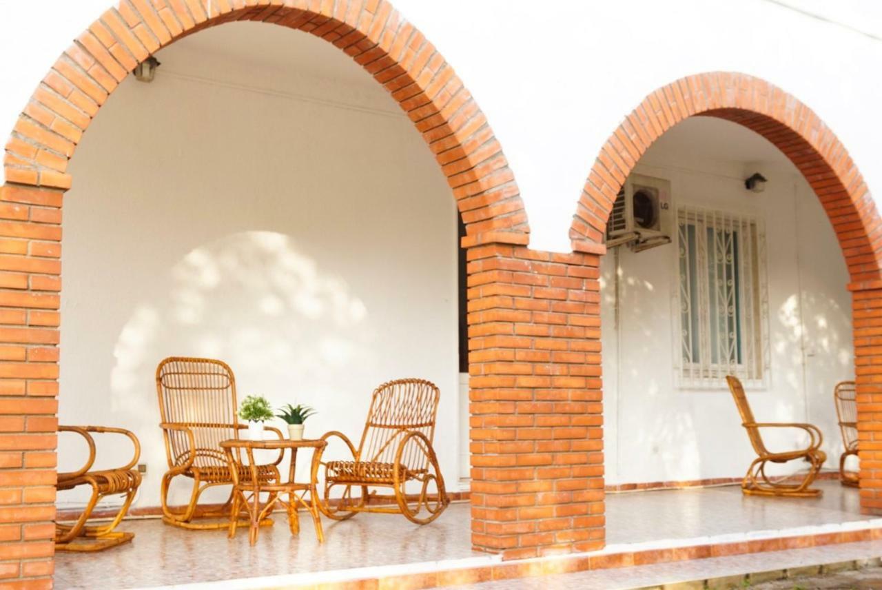 Villa Aurelia -Seafront Apartment With Patio Flumini di Quartu Exterior foto